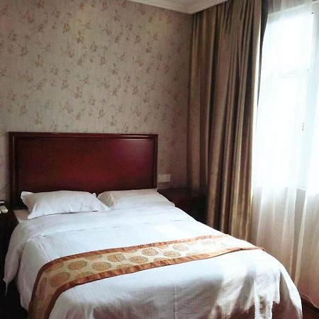 Greentree Inn Zhejiang Ningbo Dongqian Lake Yinxian Avenue North Mozhi Road Business Hotel Bagian luar foto