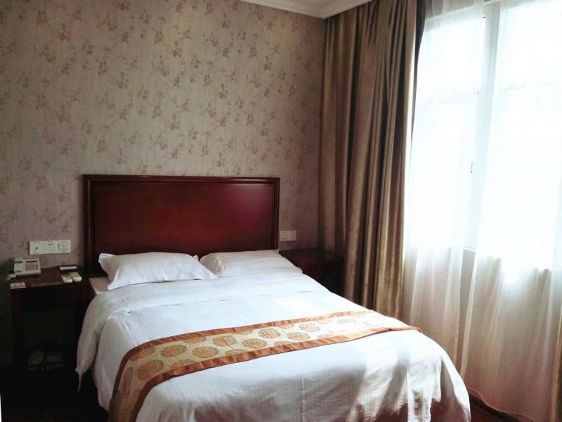 Greentree Inn Zhejiang Ningbo Dongqian Lake Yinxian Avenue North Mozhi Road Business Hotel Bagian luar foto