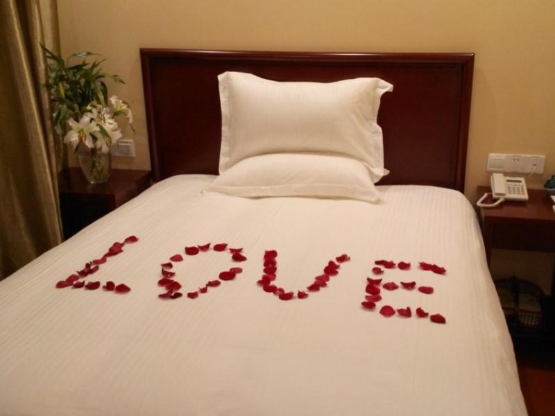 Greentree Inn Zhejiang Ningbo Dongqian Lake Yinxian Avenue North Mozhi Road Business Hotel Bagian luar foto