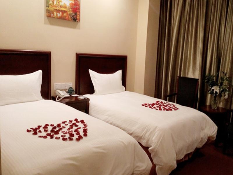 Greentree Inn Zhejiang Ningbo Dongqian Lake Yinxian Avenue North Mozhi Road Business Hotel Bagian luar foto
