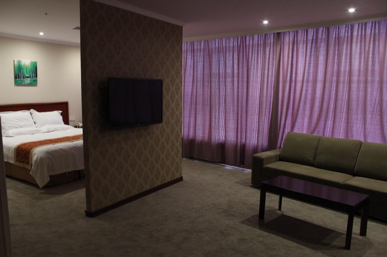 Greentree Inn Zhejiang Ningbo Dongqian Lake Yinxian Avenue North Mozhi Road Business Hotel Bagian luar foto